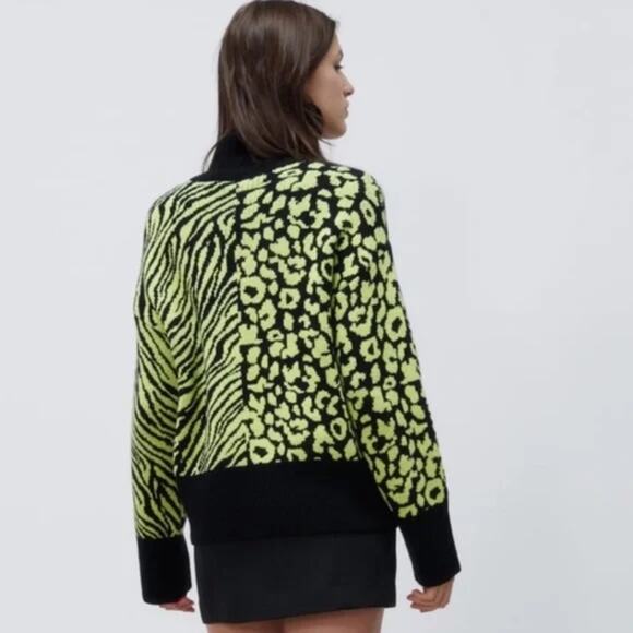 Zara Printed Knit Sweater - Picture 3 of 9